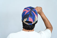 Load image into Gallery viewer, ikat cap urban 1
